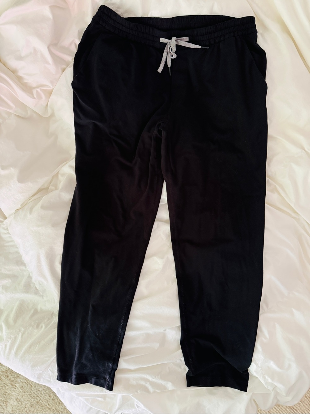 Lululemon Black Joggers with Gray Drawcord - XL